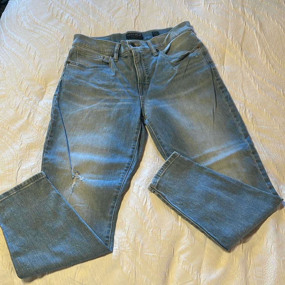 Lucky Brand mid rise crop jeans